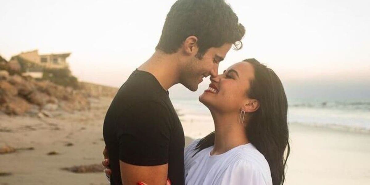 Ex-noivo de Demi Lovato é visto aos prantos após término (Foto: Reprodução) Ex-noivo de Demi Lovato é visto aos prantos após término (Foto: Reprodução)
