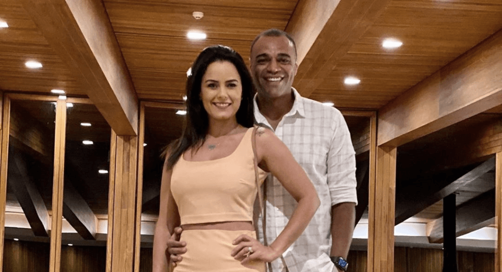 Esposa de Denilson compartilha rotina de treinos