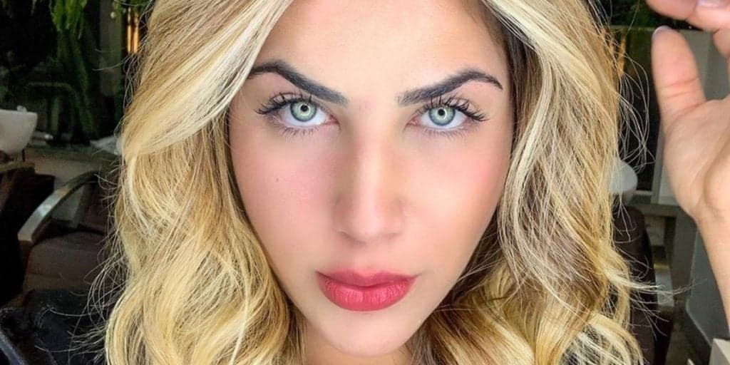Jessica Costa, filha de Leonardo, tem fim de união, corte no peito, quebra pau com o pai e detona: "Me sinto vazia"