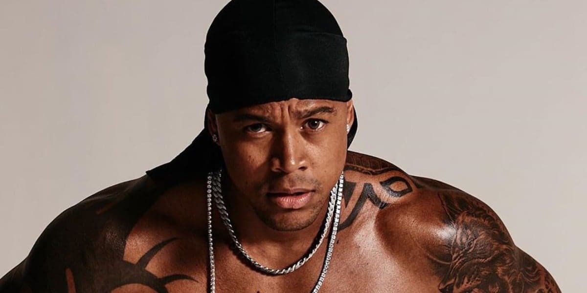 Léo Santana chocou ao exibir tênis nas redes sociais (Foto: Reprodução/Instagram) Léo Santana chocou ao exibir tênis nas redes sociais (Foto: Reprodução/Instagram)