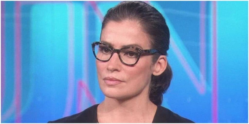 Renata Vasconcellos abre intimidade com clique raro