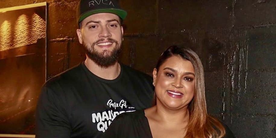 Marido de Preta Gil surge na fisioterapia