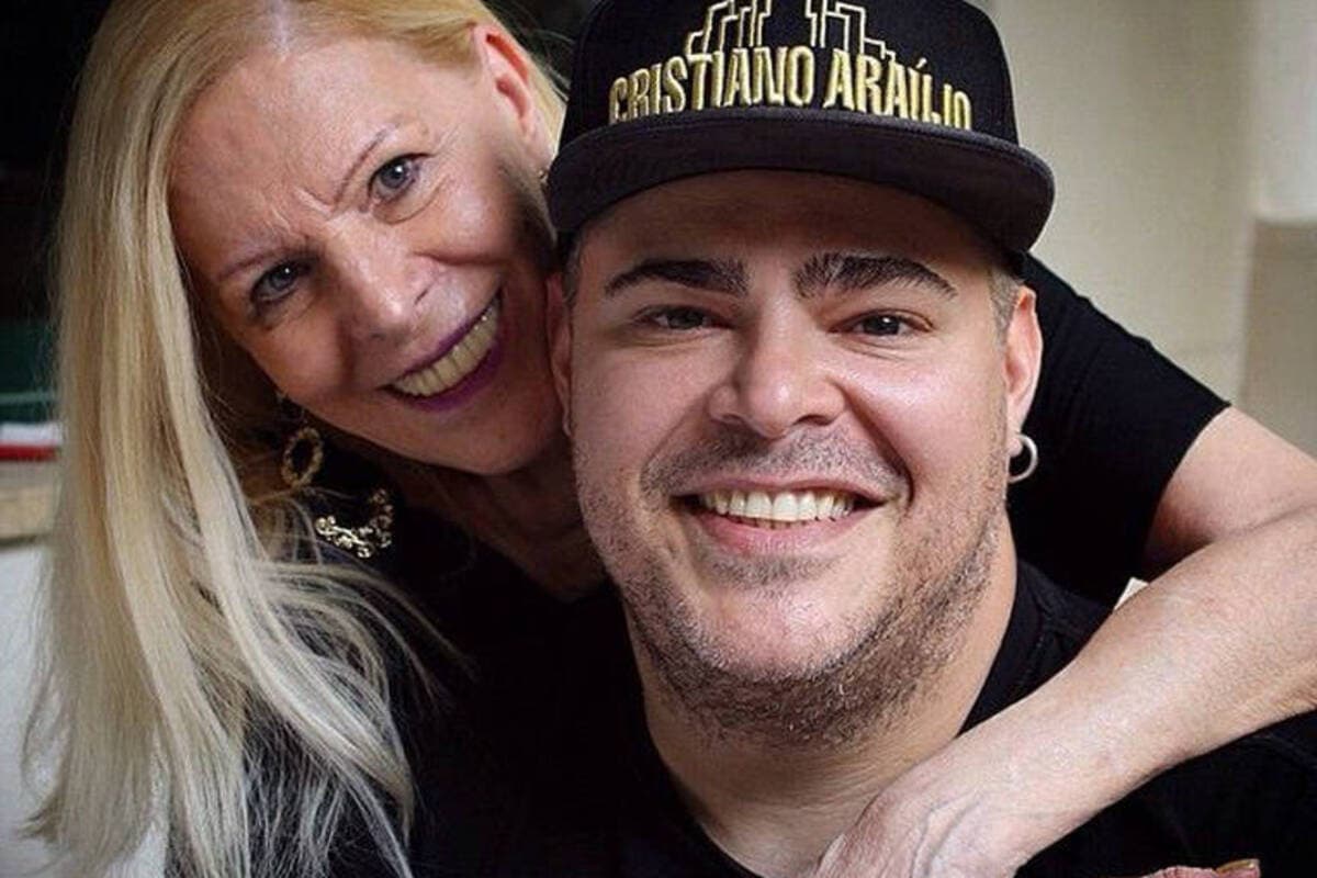 Rafael Vanucci ao lado da sua falecida mãe Vanusa (Foto: Reprodução) Rafael Vanucci ao lado da sua falecida mãe Vanusa (Foto: Reprodução)