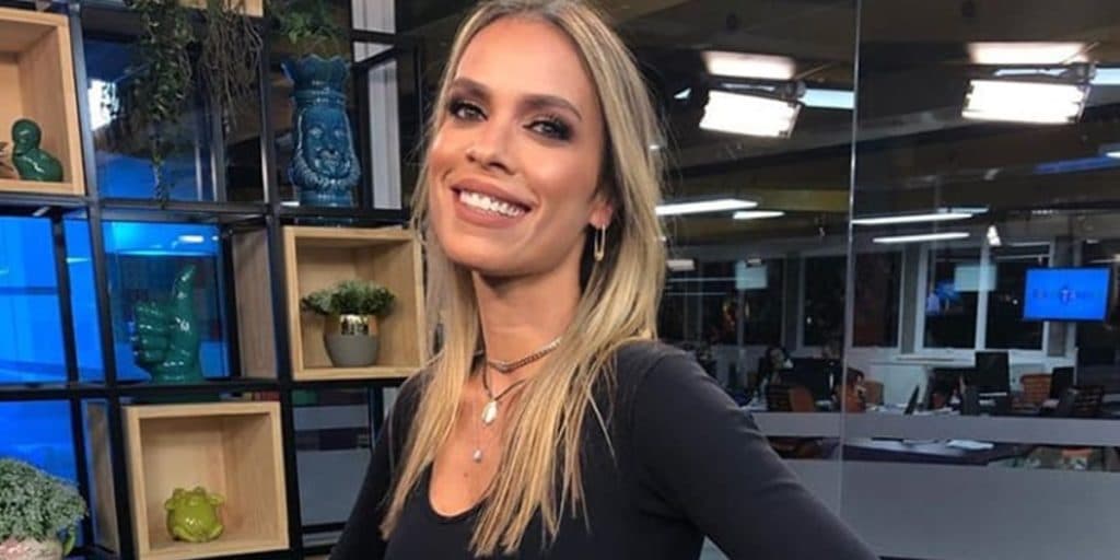 Lígia Mendes dá a volta por cima na RedeTV!