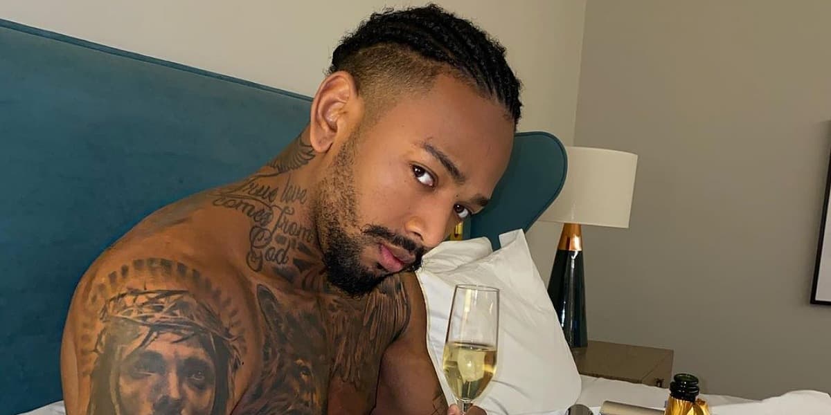 Nego do Borel distribui dinheiro em semáforo no Rio de Janeiro (Foto: Reprodução/Instagram) Nego do Borel distribui dinheiro em semáforo no Rio de Janeiro (Foto: Reprodução/Instagram)