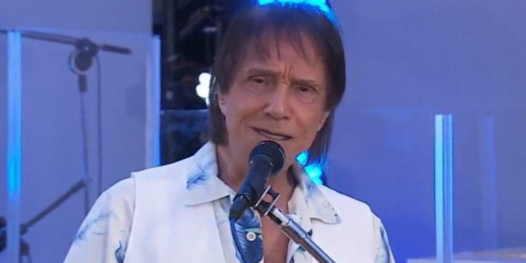Roberto Carlos cancela especial da Globo em meio à pandemia