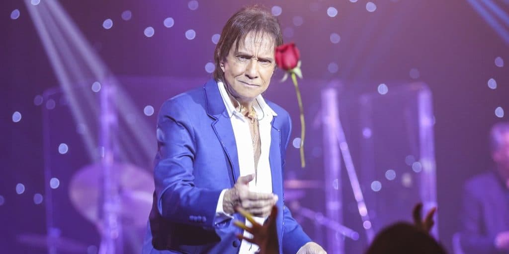 Roberto Carlos cancela especial na Globo