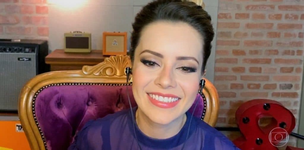 Sandy assume medo de ser mal interpretada