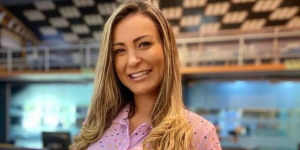 Fora da igreja, Andressa Urach diz que é criticada por mulheres crentes e rebate: "Recalcadas"