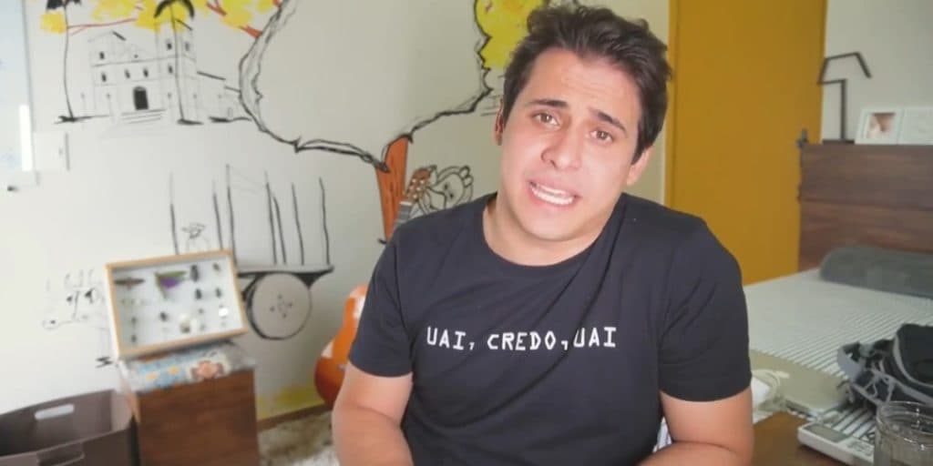 Após vazar vídeo de mulher nua e ser demitido da Globo, apresentador faz desabafo e se retrata: "Envergonhado"
