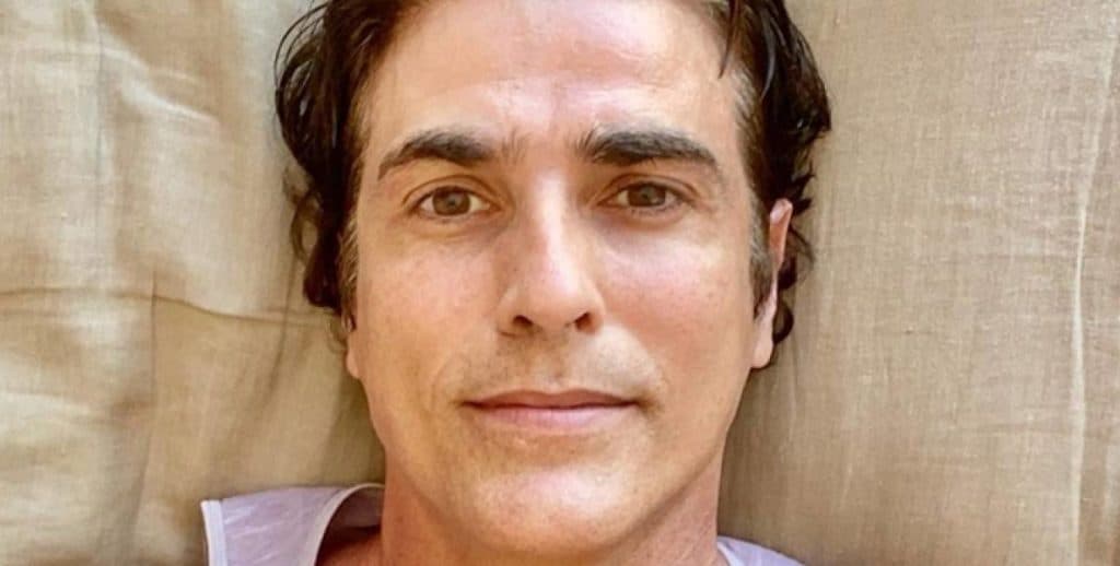 Reynaldo Gianecchini, após assumir relação com homens, tem romance secreto exposto em público: "Meu namorado''