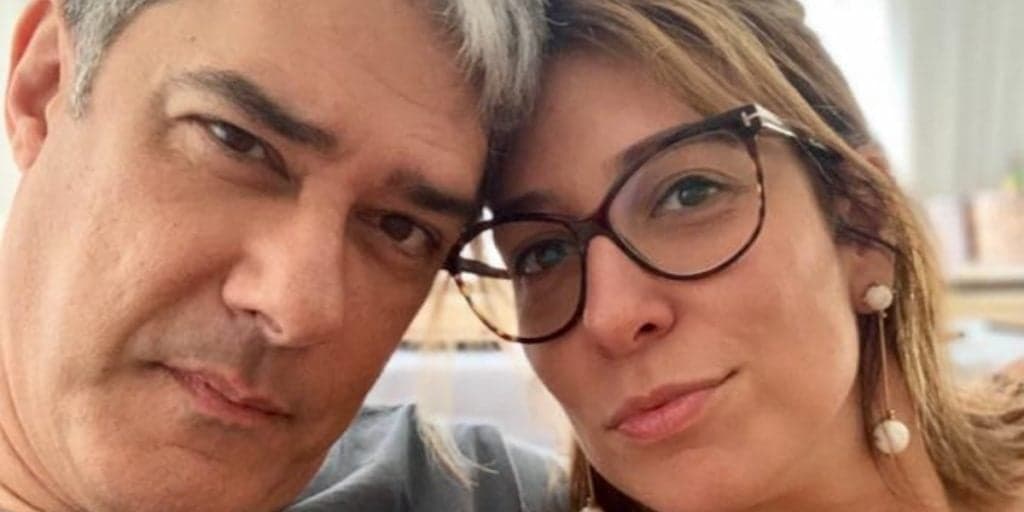 Esposa de William Bonner tem vídeo gritando em carro com âncora, noticia separação e diz: "Tudo sob descontrole"