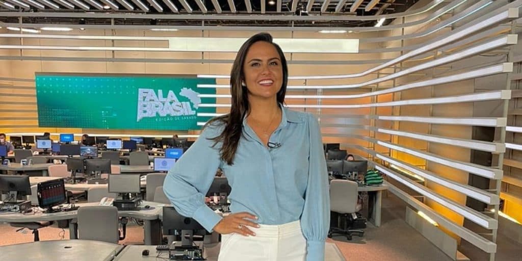 Carla Cecato expõe contato com capeta, diz que ele tentou lhe matar e desaba: "Tentando me livrar do pesadelo"