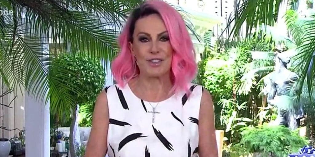 Ana Maria ensina receita de leite condensado para Bolsonaro e detona presidente: “Em vez de gastar R$ 15 milhões”