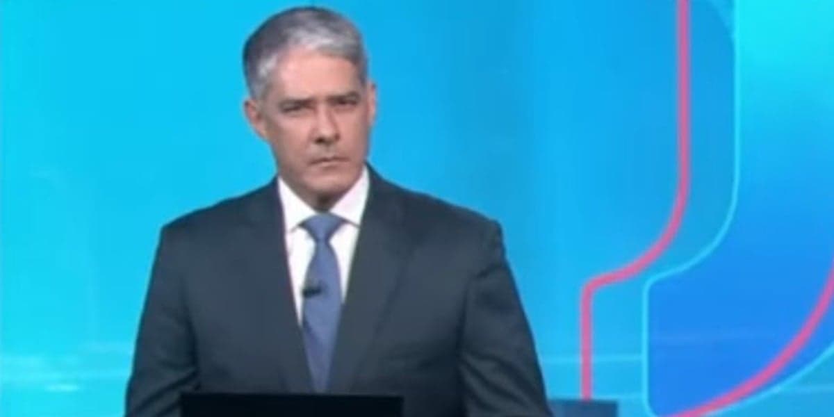 William Bonner noticiou bomba contra Jar Bolsonaro no Jornal Nacional (Foto: Reprodução) William Bonner noticiou bomba contra Jar Bolsonaro no Jornal Nacional (Foto: Reprodução)