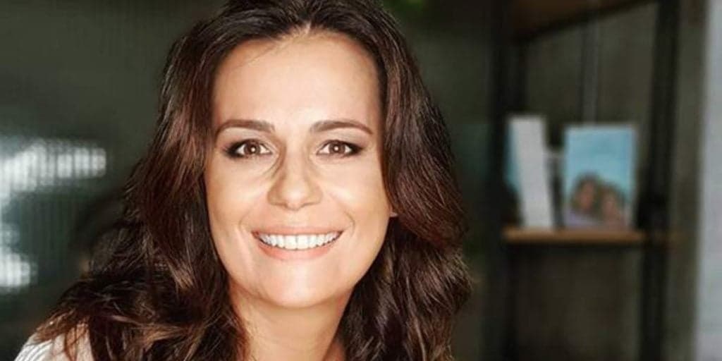 Adriana Araújo anuncia cirurgia e decide ficar quieta, após Record bater a porta e anunciar demissão: "Lágrimas guardadas"