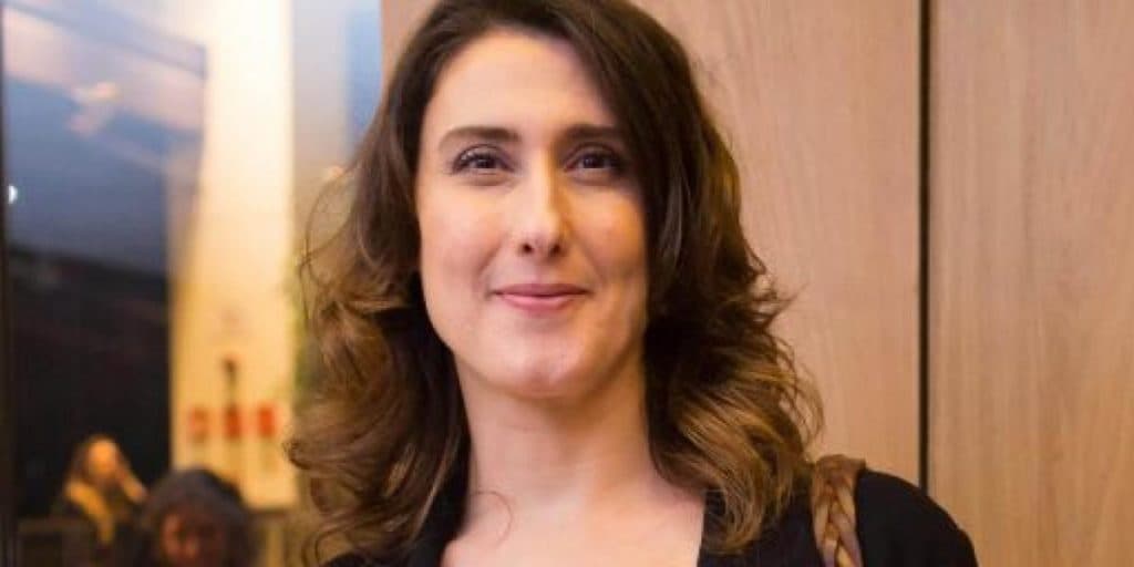Urgente: Paola Carosella é vítima de assalto a mão armada, bandidos fazem reféns e ameaçam