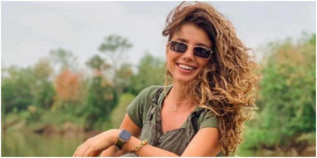 Paula Fernandes, após vídeo íntimo vir à tona, surge ao lado de mulher, abre o jogo e assume: "Privilégio"