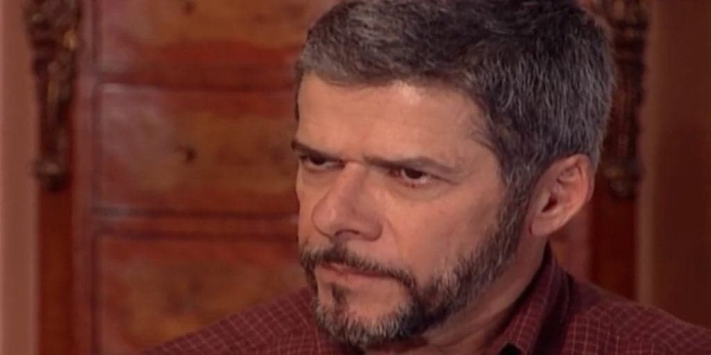 Laços de Família: Pedro esclarece ocorrido com Cíntia, é surpreendido com declaração de Íris e dá chega pra lá na vilã