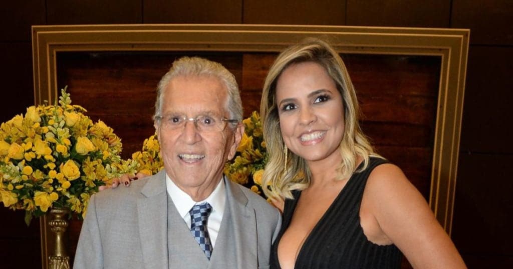Carlos Alberto recebe notícia em leito de hospital, esposa é chamada às pressas e documento é assinado: "Orações"