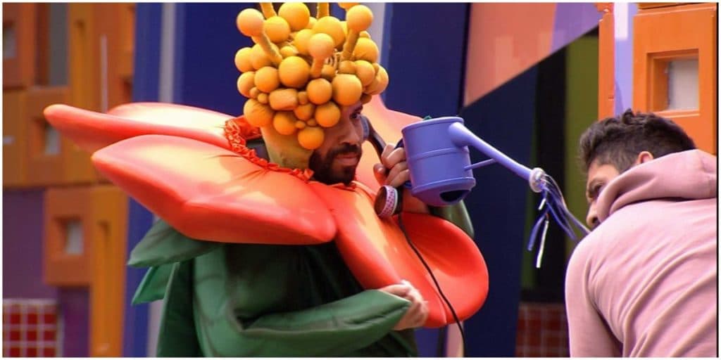 BBB21: Gilberto atende o BigFone, faz a alegria do Brasil e coloca Karol Conká no paredão