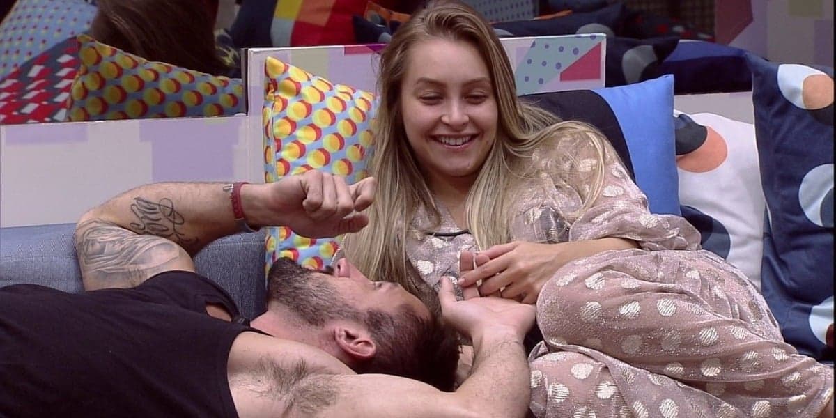 Carla Diaz e Arthur no BBB 21 (Foto: Reprodução) Carla Diaz e Arthur no BBB 21 (Foto: Reprodução)
