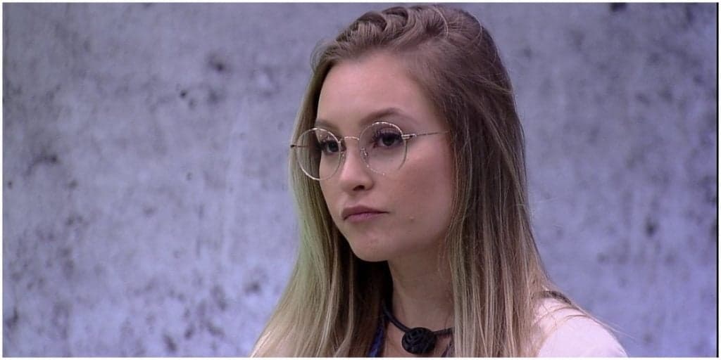 Carla Diaz tem 'irmã gêmea' encontrada, relação com Arthur exposta e notícia bomba confirmada: "Meu ex"