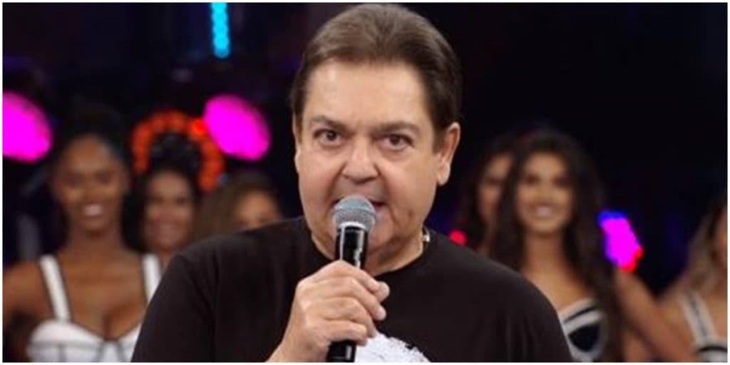 Bailarina do Faustão demitida não fica calada e escorraça o que aconteceu escondido: "Não tive direito"