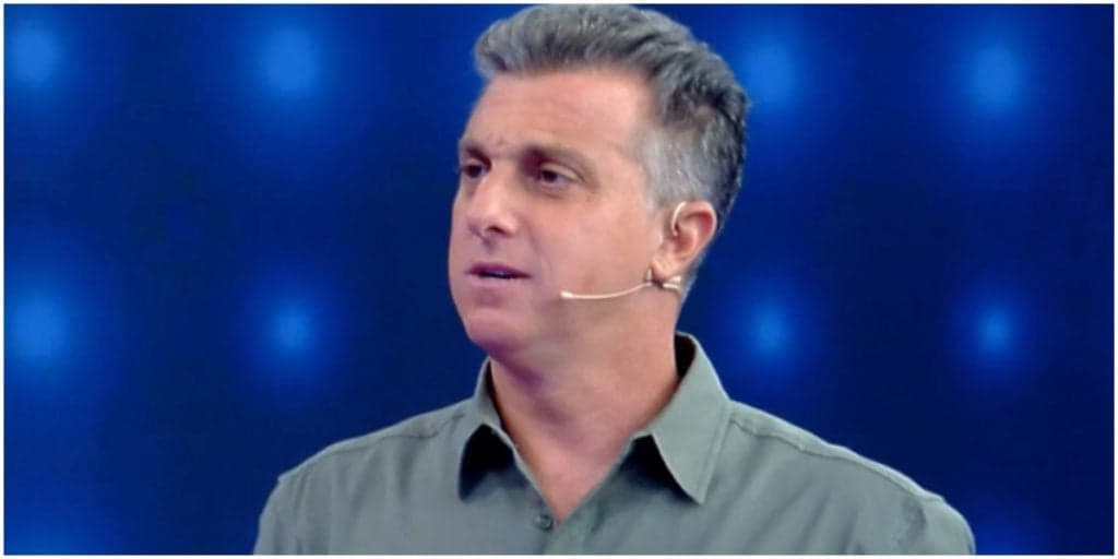 Luciano Huck, em meio a demissão da Globo, tripudia em desabafo e esculacha sem dó: "Uma ameaça''