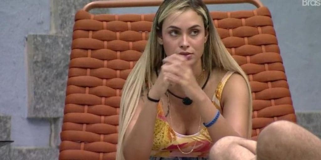 BBB21: Amiga da onça? Sarah avalia jogo de Juliette e descarta a sister: "Falar menos de jogo com ela"