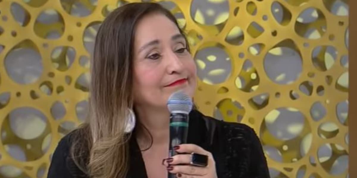 Sonia Abrão se despediu de colega do "A Tarde é Sua" (Foto: Reprodução/RedeTV!) Sonia Abrão se despediu de colega do "A Tarde é Sua" (Foto: Reprodução/RedeTV!)
