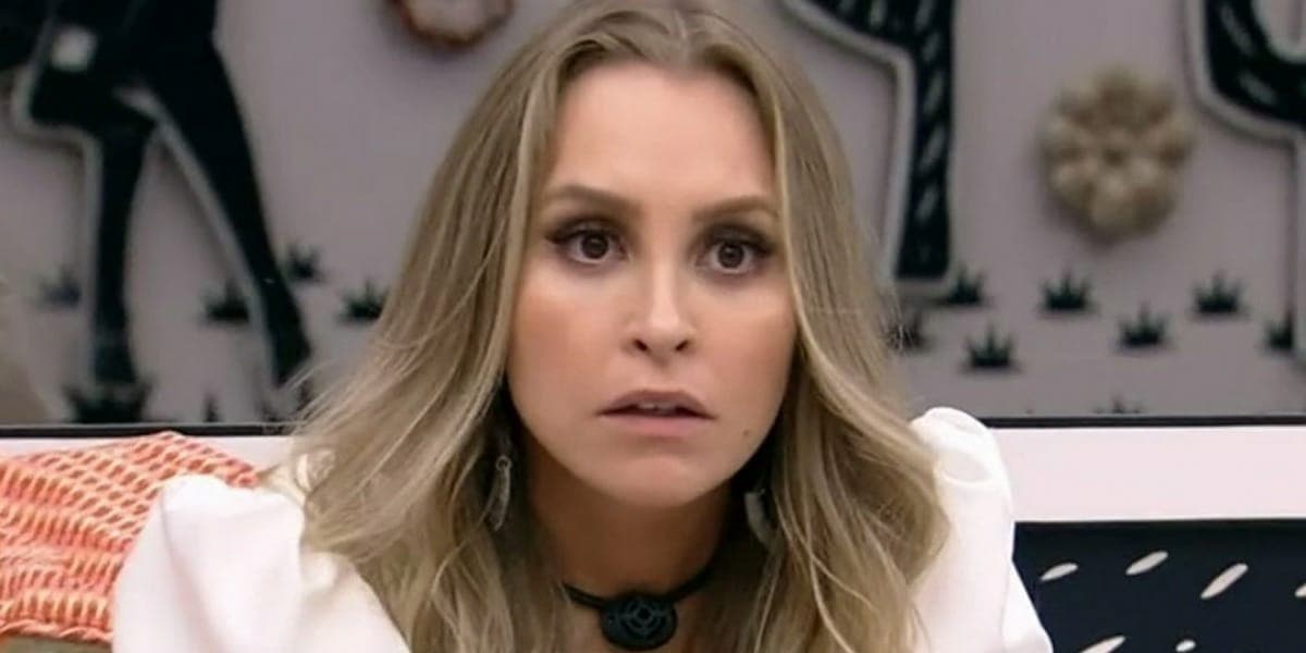 Fiuk revela interesse de Arthur em Thaís para Carla Diaz (Foto: Reprodução)