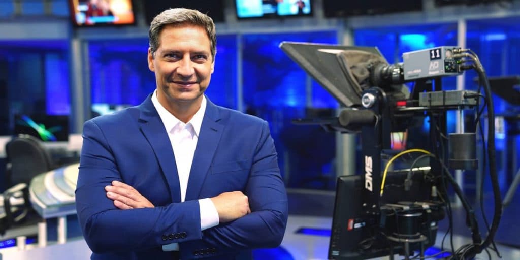 Lacombe tem virada histórica, após bate-boca na Band e RedeTV! o promove ao horário nobre com anúncio
