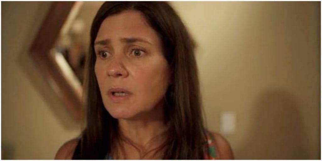 Thelma massacra Lurdes, corpo é encontrado e família recebe notícia trágica em Amor de Mãe: "Morreu"