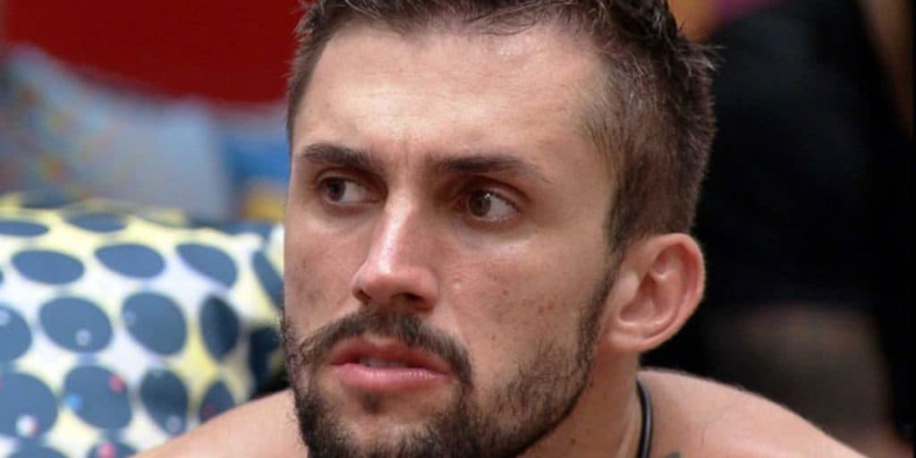 Arthur azeda BBB21, declara guerra a Juliette após destruir vida de Carla Diaz e expõe ódio: "Não aguento"