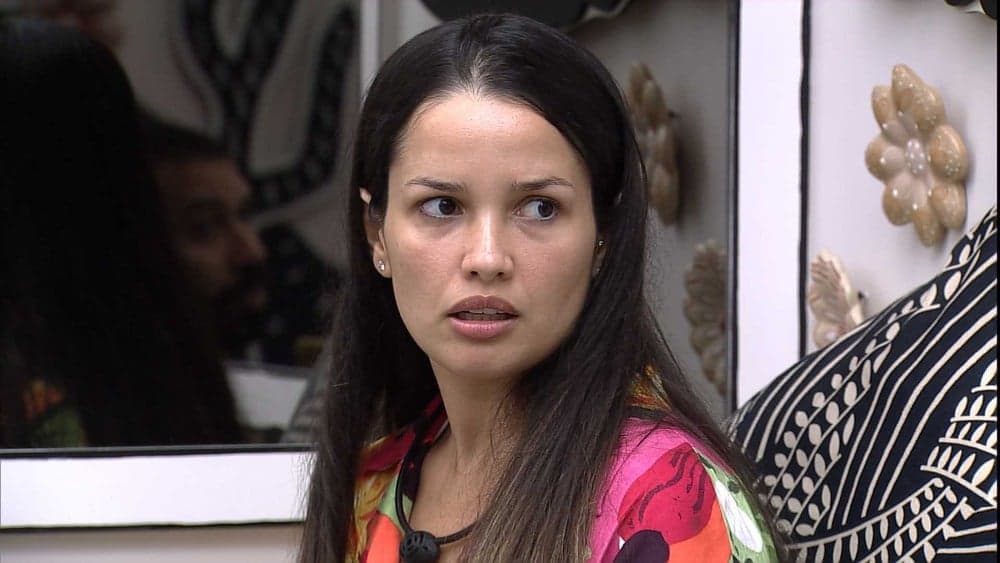BBB21: Juliette é vítima de notícia falsa, público aponta agressão da sister e pedem expulsão