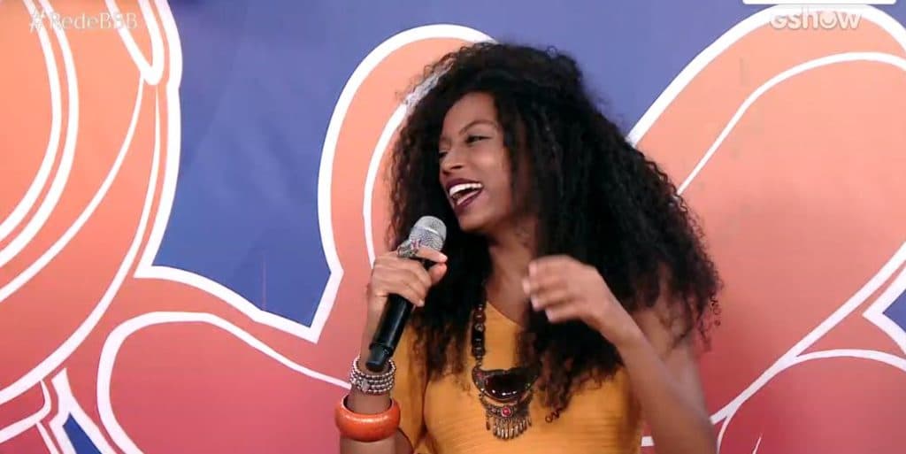Lumena do BBB21 descobre música feita em sua homenagem e reação dela é impagável