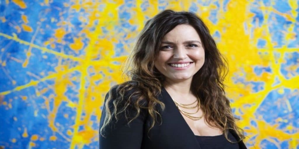 Manuela Dias, autora de Amor de Mãe, faz relação inédita sobre duro dilema: "Sem coronavírus a novela se tornaria uma fantasia"