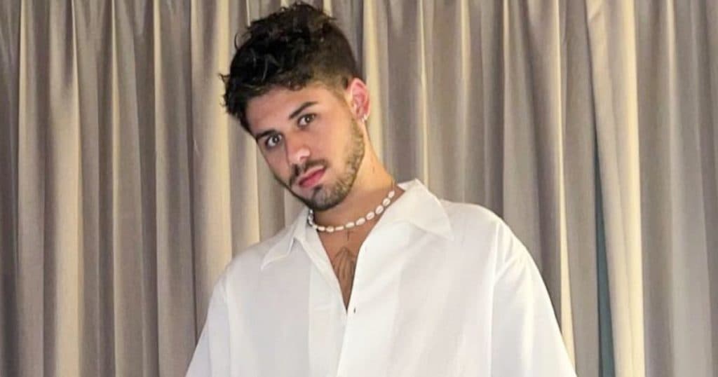 Após escândalo gay, traição e até gravidez "comprada", filho de Leonardo, Zé Felipe, se revela e mãe apoia: "Amo"