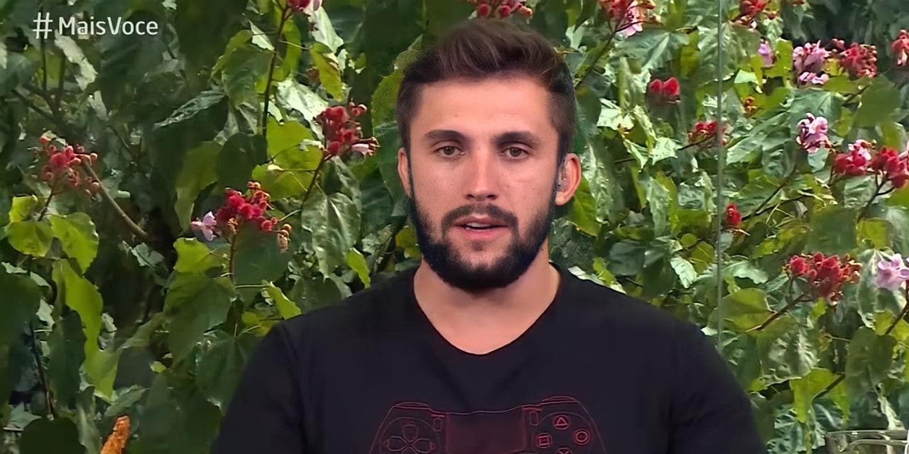 Arthur vai à Ana Maria (Reprodução) Arthur vai à Ana Maria (Reprodução)