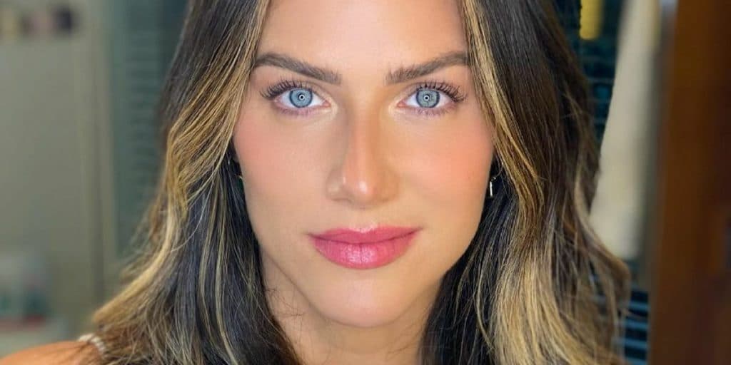 Giovanna Ewbank renova o visual e choca ao mostrar antes e depois: "A loira do pedaço voltou"