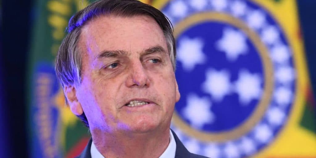 "Ladrão de nove dedos", detona Bolsonaro, após ver Lula disparar em pesquisa