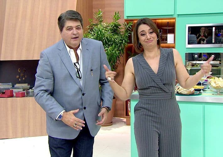 "Falei que eu ia ser demitido", Datena é pego desprevenido e tem áudio vazado por Catia Fonseca: "Me ferrou" "Falei que eu ia ser demitido", Datena é pego desprevenido e tem áudio vazado por Catia Fonseca: "Me ferrou"