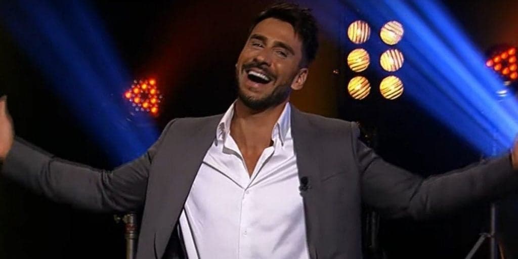 Urgente: Júlio Rocha, novo apresentador do TV Fama, é demitido da RedeTV, após dois meses de estreia