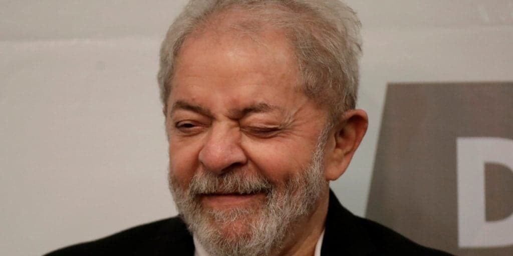 Eleições 2022: Lula arranca queridismo de Bolsonaro, derrota rival e assume presidência, aponta pesquisa