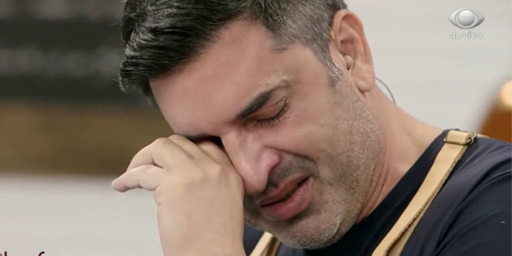 Choro com falsa gravidez, acidente grave e perda de movimentos: Os dramas que cercam a vida de Edu Guedes