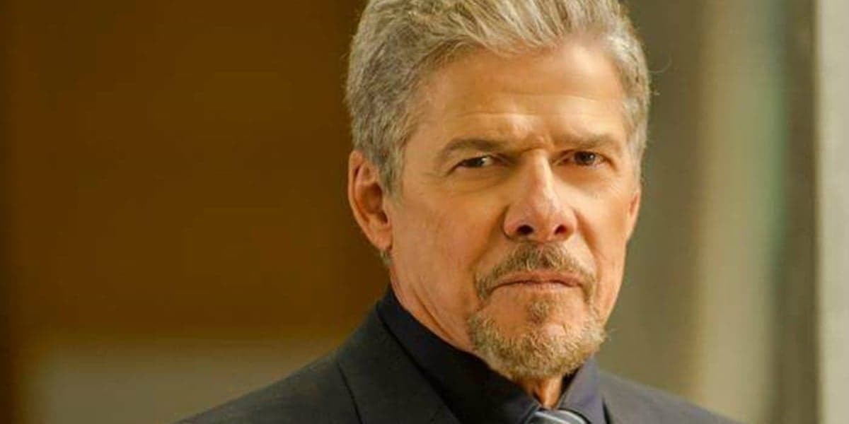 José Mayer lamentou personagem que deu azar em sua carreira (Foto: Reprodução / TV Globo) José Mayer lamentou personagem que deu azar em sua carreira (Foto: Reprodução / TV Globo)