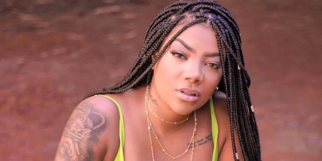 Casada com mulher, Ludmilla anuncia gravidez aos 26 anos e vai parar no hospital: “Precisou fazer cirurgia”
