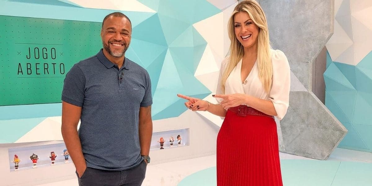Relação de Denílson e Renata Fan por trás das câmeras confirma o que todos suspeitavam mas não queriam aceitar Relação de Denílson e Renata Fan por trás das câmeras confirma o que todos suspeitavam mas não queriam aceitar