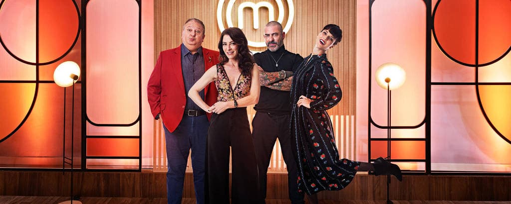 Catia Fonseca e Edu Guedes promovem conflito nos bastidores da Band e fim de programa é decretado oficialmente Catia Fonseca e Edu Guedes promovem conflito nos bastidores da Band e fim de programa é decretado oficialmente